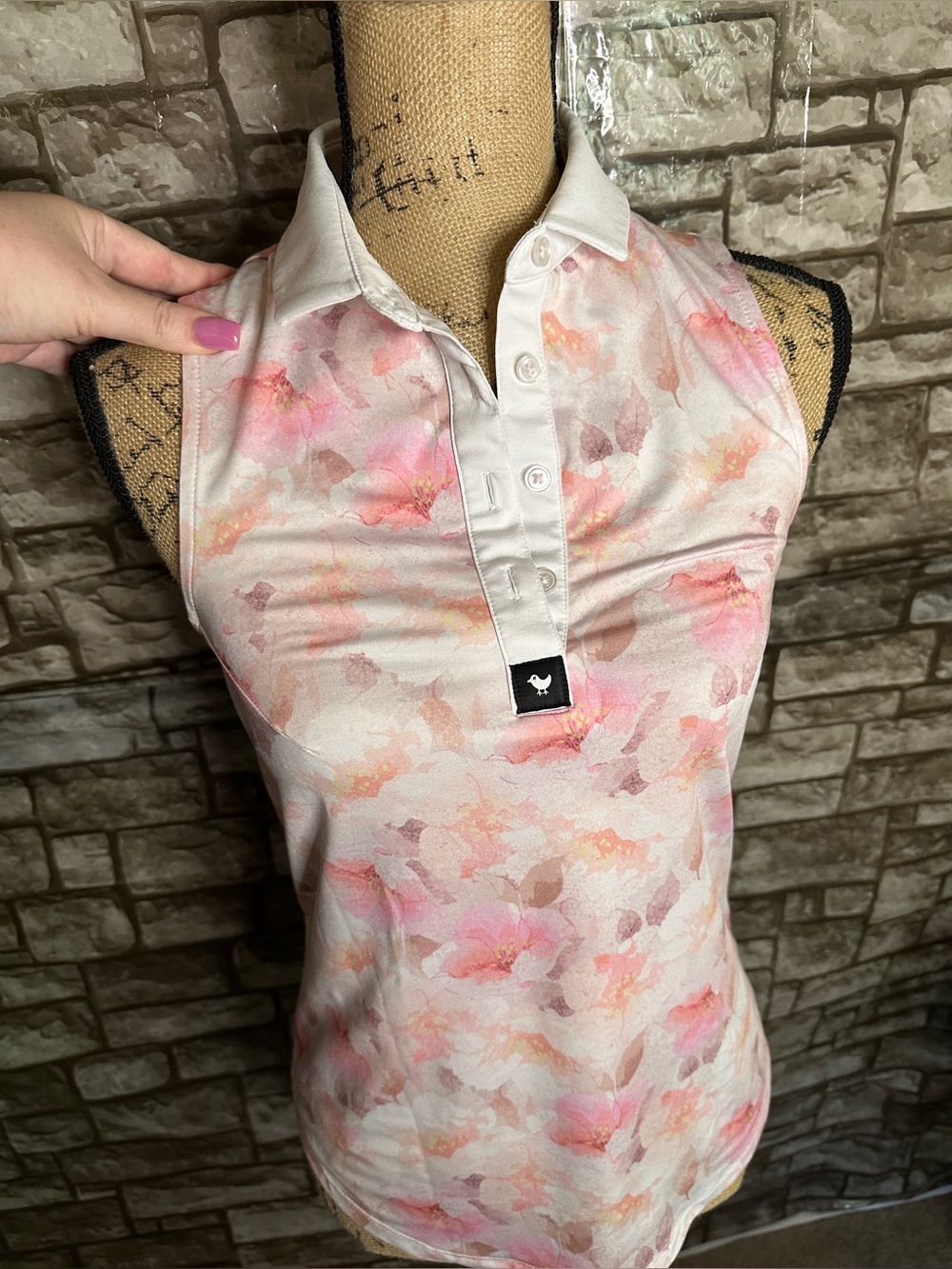 NWOT Bad Birdie Sleeveless Floral Golf Polo Tank Top Size XS - Picture 6 of 8
